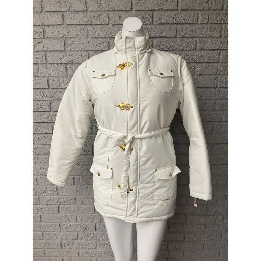 Calvin Klein Girls Ivory Puffer Coat With Gold Tone Hardware Size XL